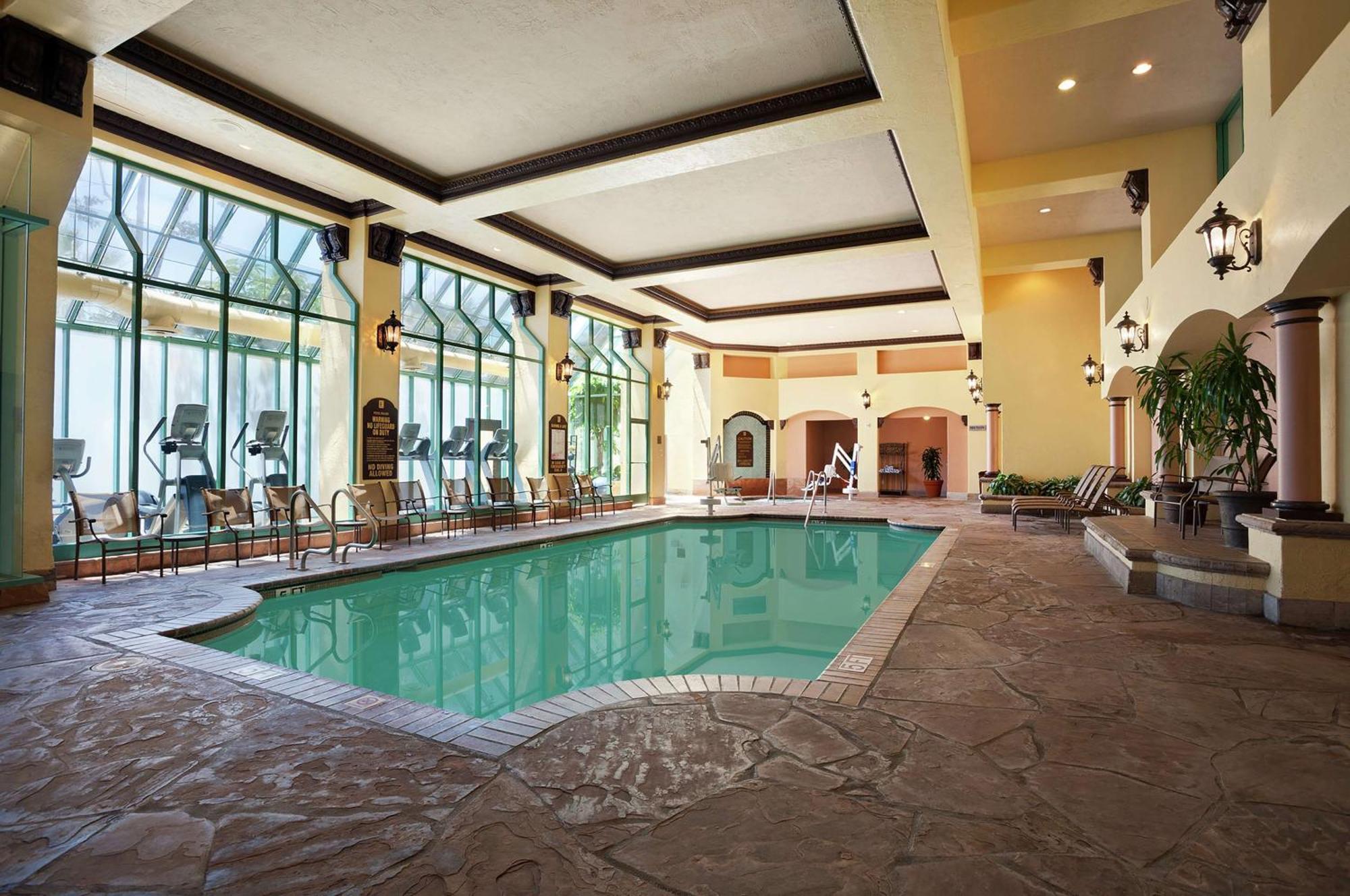 Embassy Suites By Hilton Santa Ana Orange County Airport Exterior foto