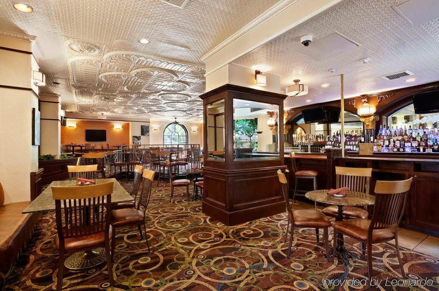 Embassy Suites By Hilton Santa Ana Orange County Airport Exterior foto