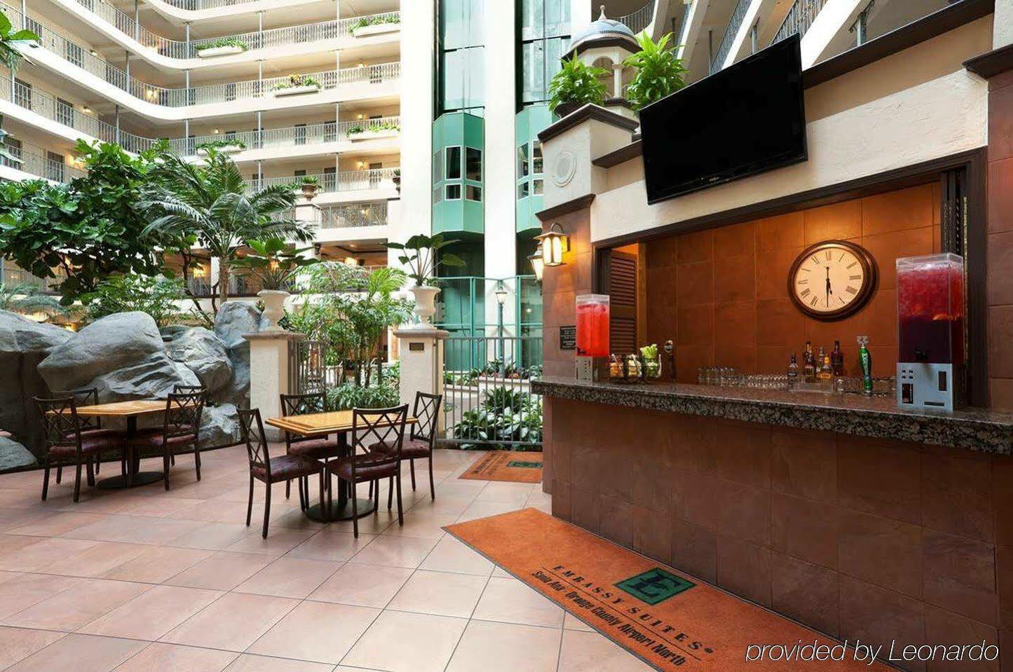 Embassy Suites By Hilton Santa Ana Orange County Airport Exterior foto